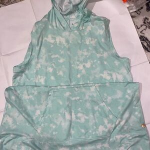 Lane Bryant LIVI Mint Tie-Dye Hoodie
0087